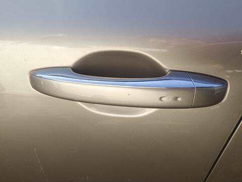 Maneta Exterior Delantera Izquierda Renault Talisman R9M409 AUT.