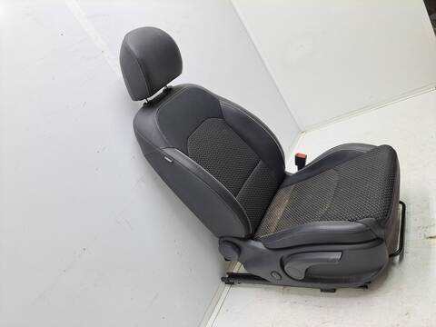 Foto 4ª: Asiento Delantero Derecho Kia Xceed DRIVE 136CV 100KW [D4FE] (2020)