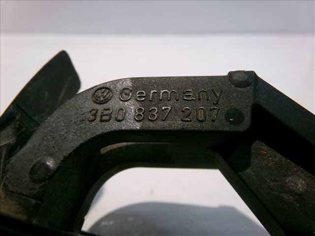 Foto 4ª: Maneta Exterior Delantera Derecha Volkswagen Passat 1.9 TDI 2000-2005 [AVF] (2002)