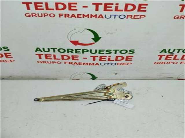 Elevalunas Manual Trasero Izquierdo Toyota Yaris 1.0 LINEA LUNA [1.0 LTR. 50KW CAT]