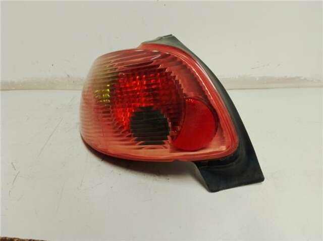 Piloto Trasero Izquierdo Peugeot 206 1.4 (75 CV)