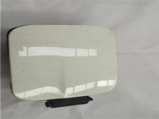 Tapa Exterior Combustible Mercedes Clase E 180 VERSION INDEFINIDA