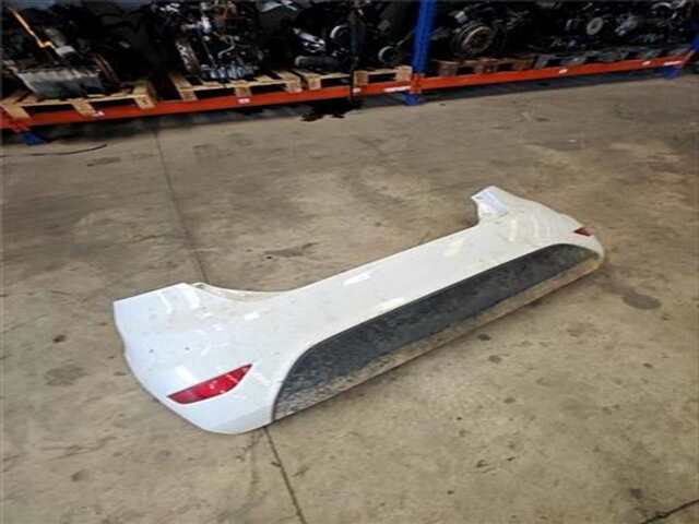 Paragolpes Trasero Ford Fiesta 1.25 AMBIENTE [1.25 LTR. - 44 KW 16V CAT]