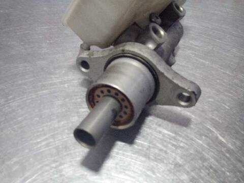 Foto 3ª: Bomba Freno Ford Focus TREND TURNIER 116CV 85KW [KKDA] (2008)