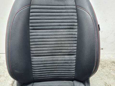 Foto 2ª: Asiento Delantero Izquierdo Mercedes Clase C 160 CLA 200 CDI 117.308) 136CV 100KW [651930] (2015)