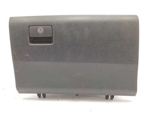 Guantera Toyota Rav4 197CV