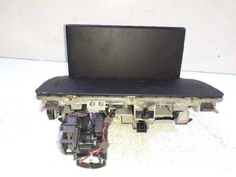 Foto 3ª: Pantalla Multifuncion Audi A3 ATTRACTION 105CV 77KW [CLHA] (2014)