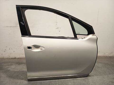 Puerta Delantera Derecha Peugeot 2008 1.2 THP 110 - PURETECH 110 110CV 81KW
