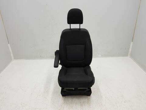 Foto 2ª: Asiento Delantero Izquierdo Nissan NV300 L1H1 27T PRO FURGON (2016)
