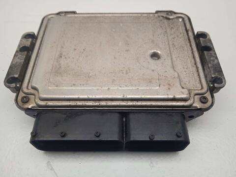 Foto 3ª: Centralita Motor ECU Opel Zafira COSMO 120CV 88KW [Z19DT] (2005)