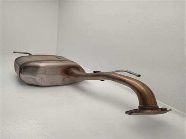 Foto 3ª: Tubo de Escape Toyota Yaris 1.5 HYBRID MXPH10) 116CV 85KW