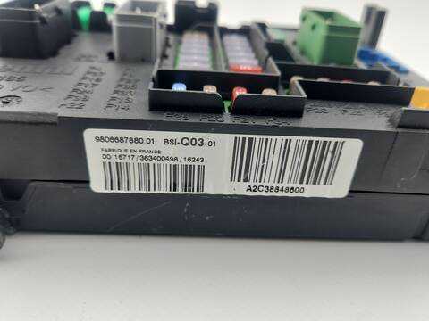 Foto 4ª: Caja Reles Fusibles Peugeot 308 ALLURE 116CV 85KW [BH01] (2016)