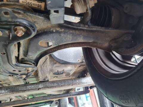 Brazo Suspension Delantero Izquierdo Peugeot 208 ACTIVE 82CV 60KW