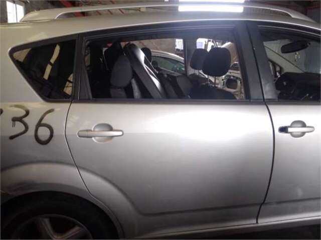 Puerta Trasera Derecha Toyota Corolla 2.2 D-4D SPORT [2.2 LTR. - 130 KW D-CAT]
