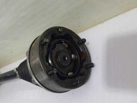 Foto 3ª: Transmision Delantera Izquierda Volkswagen Polo ADVANCE BLUEMOTION 90CV [CUSB] (2014)