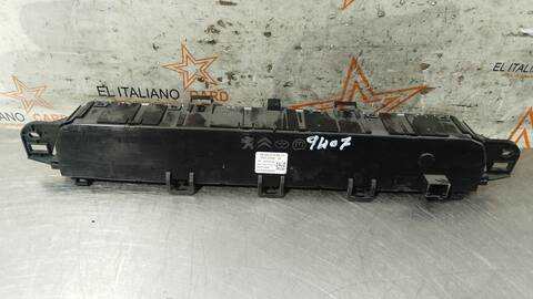 Foto 3ª: Mando Climatizador Peugeot Expert ASPHALT STANDARD 120CV 88KW FURGON [YHV] (2023)