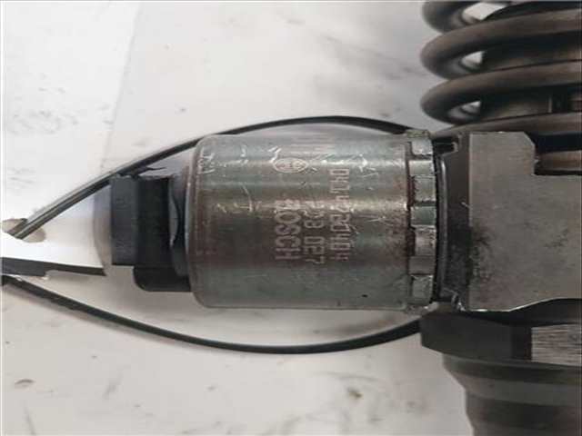 Foto 3ª: Inyectores Audi A6 2.0 TDI AVANT 140CV 103KW [BRE] (2007)