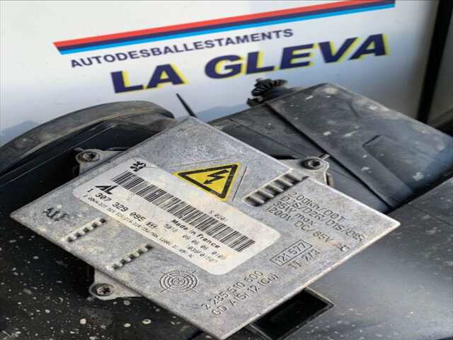 Foto 2ª: Faro Izquierdo Peugeot 407 2.0 HDI136CV 0CV [RHR] (2006)