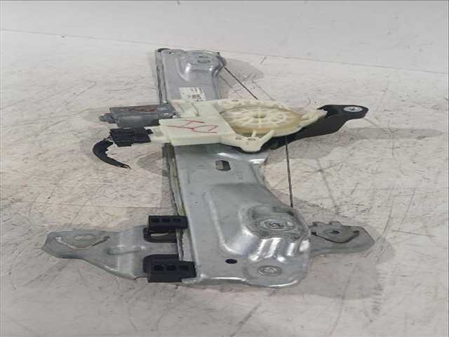 Foto 3ª: Elevalunas Eléctrico Delantero Izquierdo Nissan Qashqai 1.5 DCI 116CV [K9K 872] (2013)