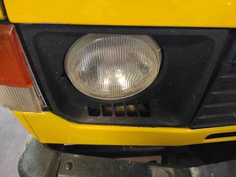 Faro Derecho Mitsubishi Montero 4D56