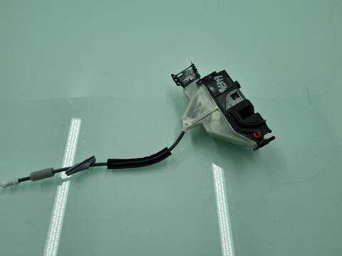 Cerradura Puerta Trasera Izquierda Peugeot 208 ACTIVE 101CV 74KW