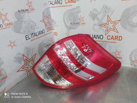 Piloto Trasero Derecho Toyota Rav4 EXECUTIVE 150CV 110KW