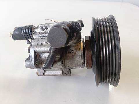 Foto 2ª: Bomba de Direccion Volkswagen Polo BERLINA (1994)