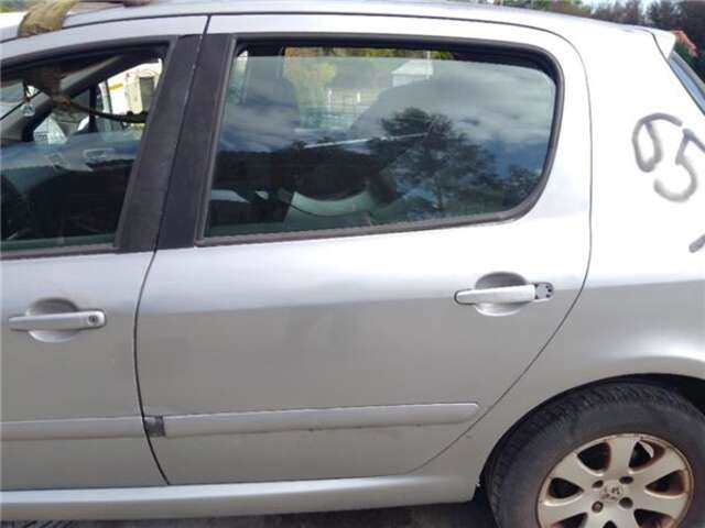 Puerta Trasera Izquierda Peugeot 307 1.6 16V