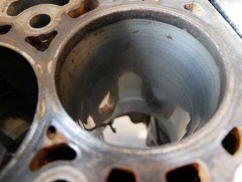 Bloque Motor Ford Transit 130 CV 96KW