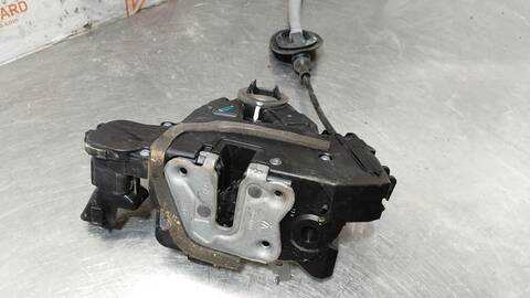 Cerradura Puerta Delantera Izquierda Renault Captur TECHNO 140CV 103KW