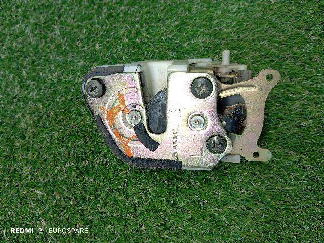 Cerradura Puerta Trasera Izquierda Mitsubishi L200 2.5 D 4P CAJA ABIERTA