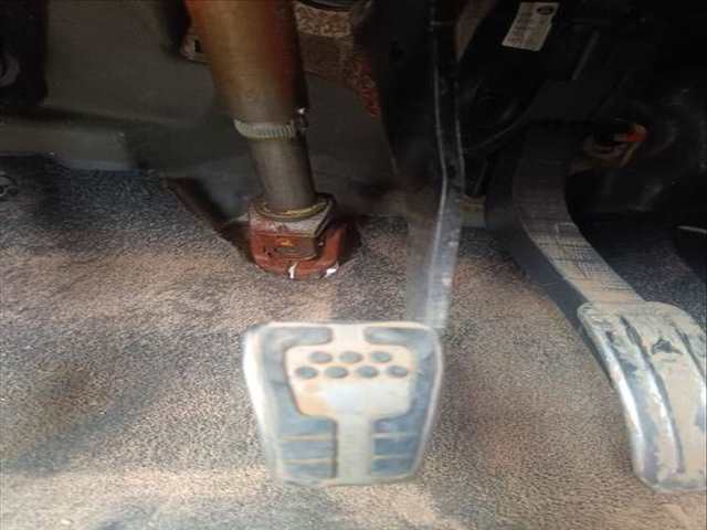 Pedal Freno Ford Fiesta YYJB