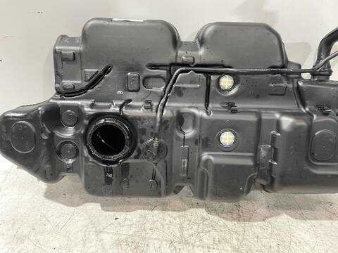 Foto 3ª: Deposito de Combustible Volkswagen Transporter T6 CARAVELLE TRENDLINE [CXHB] (2019)