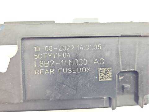 Foto 3ª: Caja Reles Fusibles Land Rover Defender D250 MHEV 4X4 249CV 183KW [DT306] (2022)