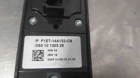 Foto 4ª: Botonera Elevalunas Ford Kuga TITANIUM 180CV 132KW [T8MA] (2016)