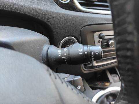 Mando Multifuncion Renault Scenic H5F400