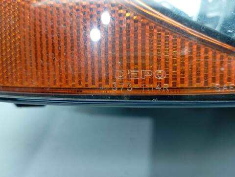 Foto 2ª: Faro Derecho Volvo XC 90 D5 EXECUTIVE 7 ASIENTOS) 136KW) 185CV [D5244T4] (2004)