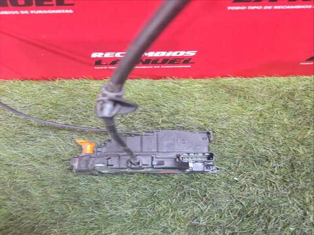 Foto 3ª: Cerradura Puerta Delantera Izquierda Renault Master 2.3 DCI 125 FWD FV0C FV0D FV0G FV0H FV0J FV0K) 125CV 92KW FURGONETA [M9T 670,M9T 672,M9T 676,M9T 678,M9T 680,M9T 870,M9] (2013)