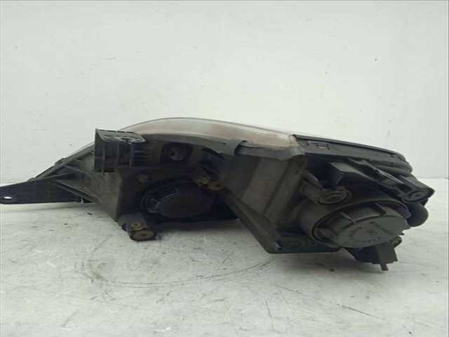 Foto 2ª: Faro Derecho Ssangyong Rexton 2.7 TD CAT 163CV 120KW [D27DT] (2004)