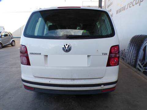 Paragolpes Trasero Volkswagen Touran BXE