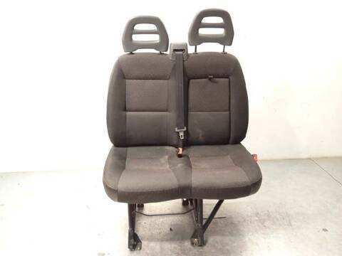 Asiento Delantero Derecho Peugeot Boxer 2.0 BLUE-HDI FAP CAT 163CV 120KW CAMION