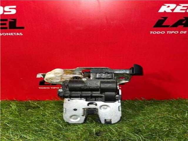 Foto 4ª: Cerradura Maletero Portón Ford Tourneo 1.5 ACTIVE [1 5 LTR. - 84 KW ECOBOOST CAT] 114CV [DPB] (2023)