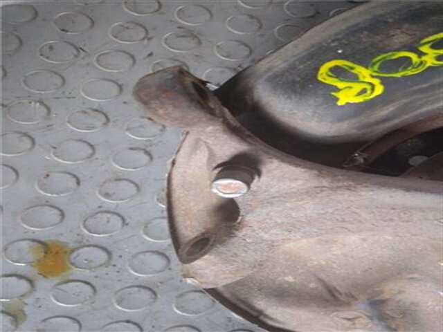 Foto 3ª: Mangueta Delantera Izquierda Mercedes Clase C 160 2.2 220 DIESEL (202.121) [2.2 LTR. - 70 KW DIESEL CAT] [OM 604.910]