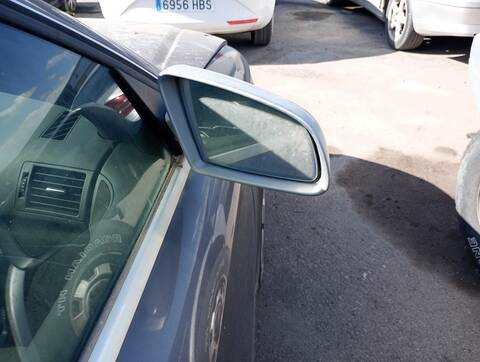 Foto 3ª: Retrovisor Derecho Audi S4 4.2 AVANT 344CV 253KW [BBK] (2005)