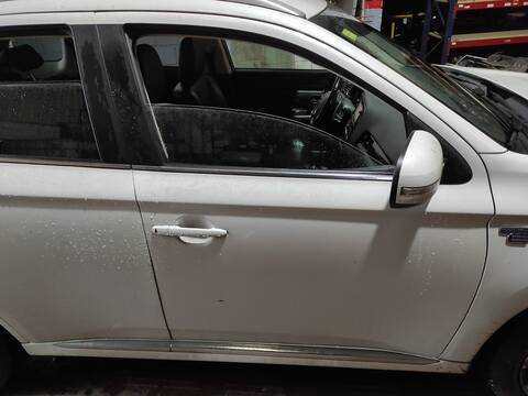 Puerta Delantera Derecha Mitsubishi Outlander 4B11
