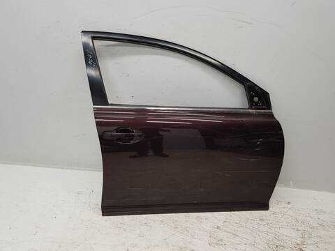 Puerta Delantera Derecha Toyota Avensis 1.8 SOL BERLINA 5-PTAS)