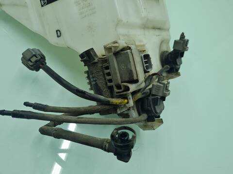 Foto 4ª: Deposito Limpiaparabrisas Toyota Land Cruiser LIFE 173CV 127KW [1KDFTV] (2010)