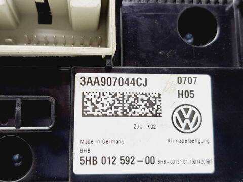 Foto 2ª: Mando Climatizador Volkswagen Touran 1.6 TDI DPF 105CV 77KW [CAY] (2015)