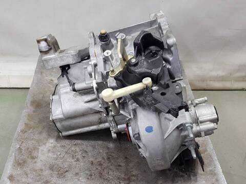 Foto 3ª: Caja Cambios Peugeot Partner BASICO L1