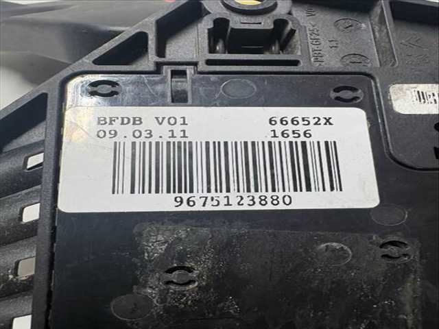 Foto 3ª: Caja Reles Fusibles Citroen C3 9HX (2010)